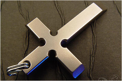 Ti Cross