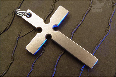 Ti Cross
